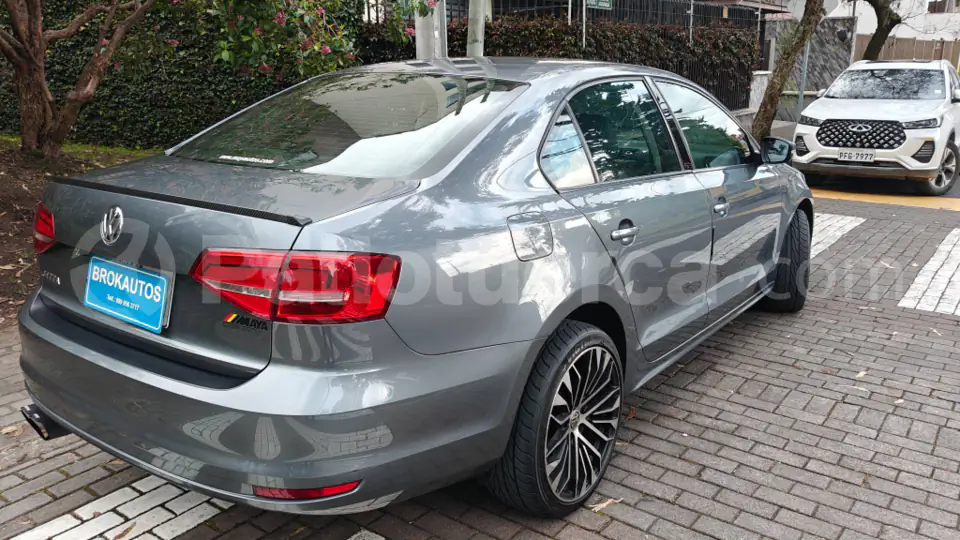 Foto 7 de Volkswagen Jetta 2500