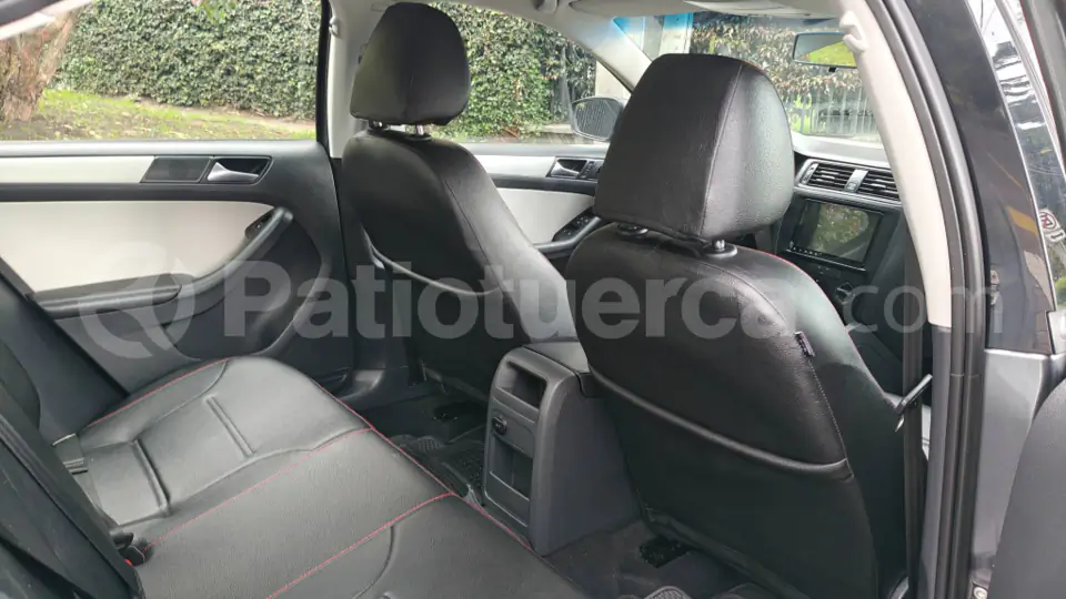 Foto 13 de Volkswagen Jetta 2500