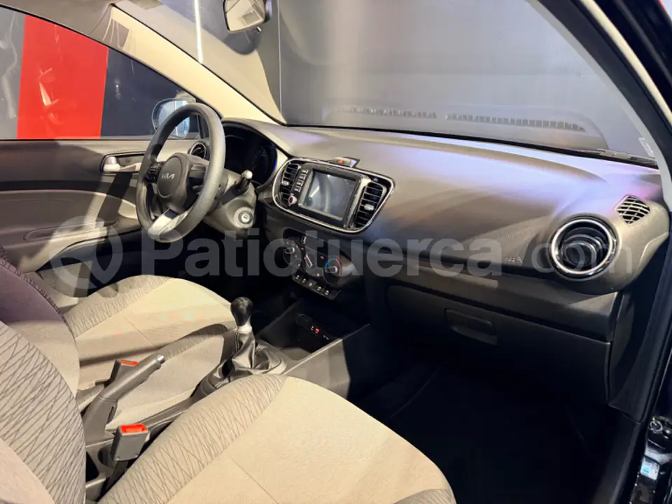 Foto 11 de Kia Soluto LX