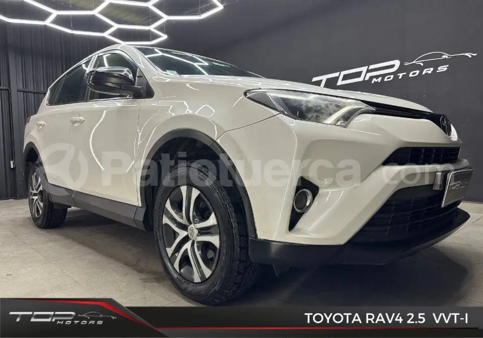 Foto 1 de Toyota NEW RAV4 2.5