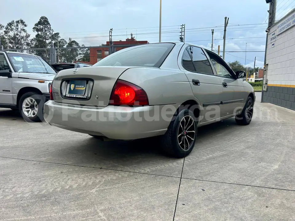 Foto 3 de Nissan Sentra