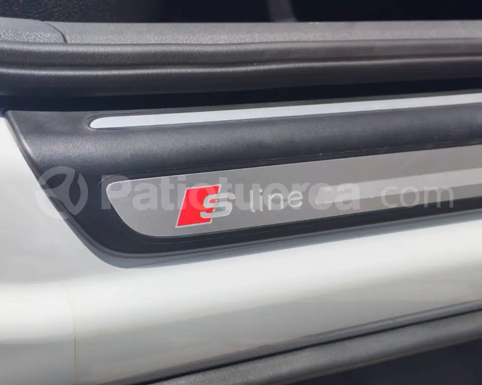 Foto 15 de Audi Q3 TFSI