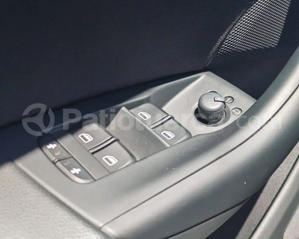 Foto 20 de Audi Q3 TFSI