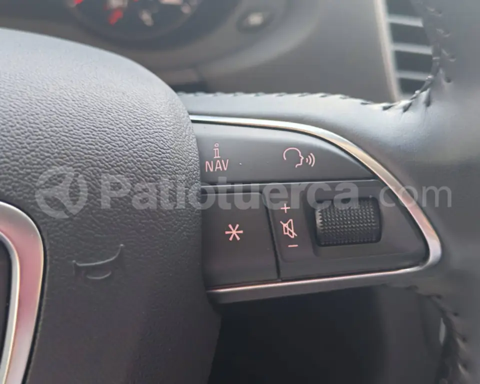 Foto 34 de Audi Q3 TFSI