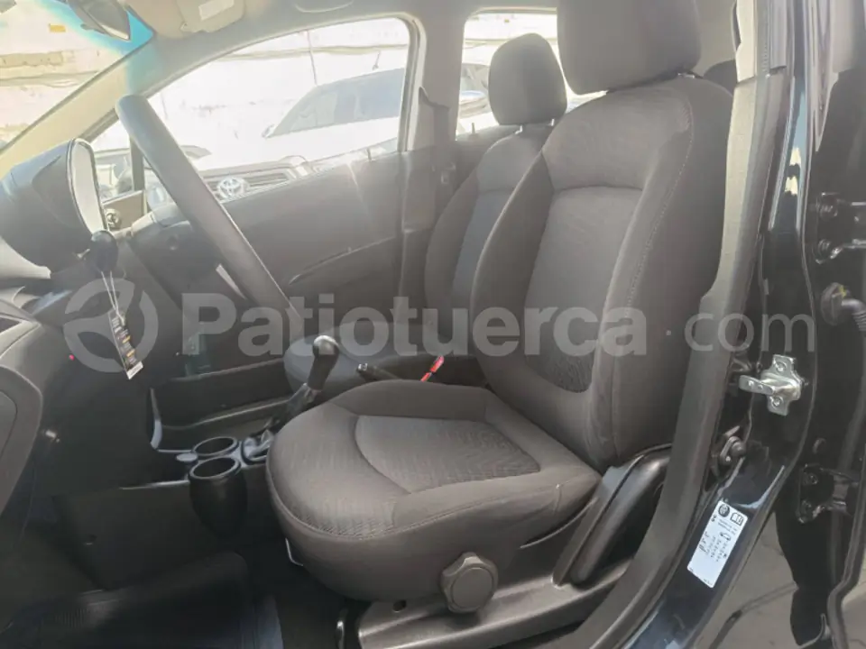 Foto 6 de Chevrolet Spark GT