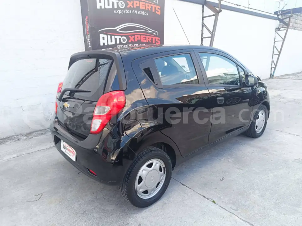 Foto 9 de Chevrolet SPARK GT LS