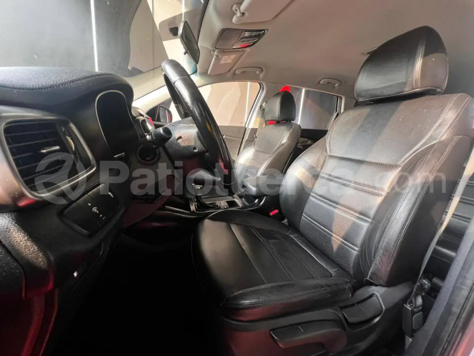Foto 9 de Kia SORENTO 3.5L GSL AT 4X2