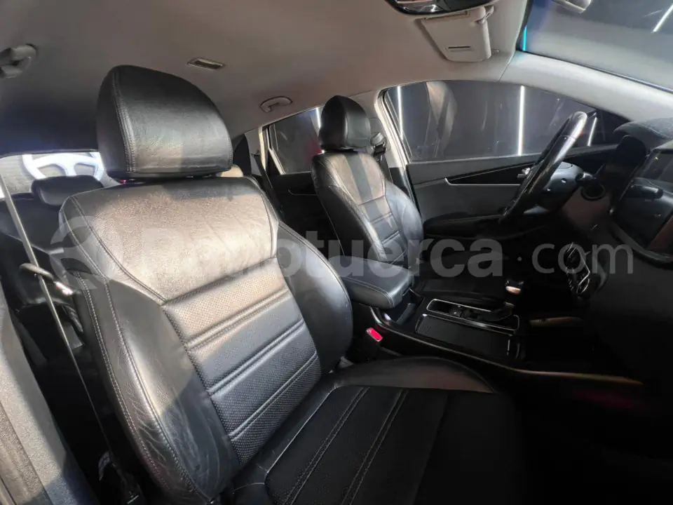 Foto 11 de Kia SORENTO 3.5L GSL AT 4X2