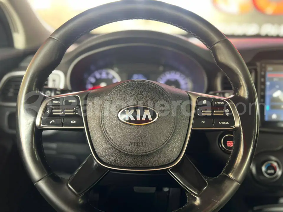 Foto 16 de Kia SORENTO 3.5L GSL AT 4X2