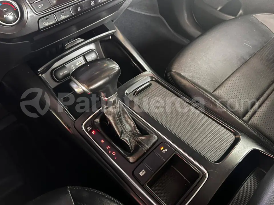 Foto 18 de Kia SORENTO 3.5L GSL AT 4X2