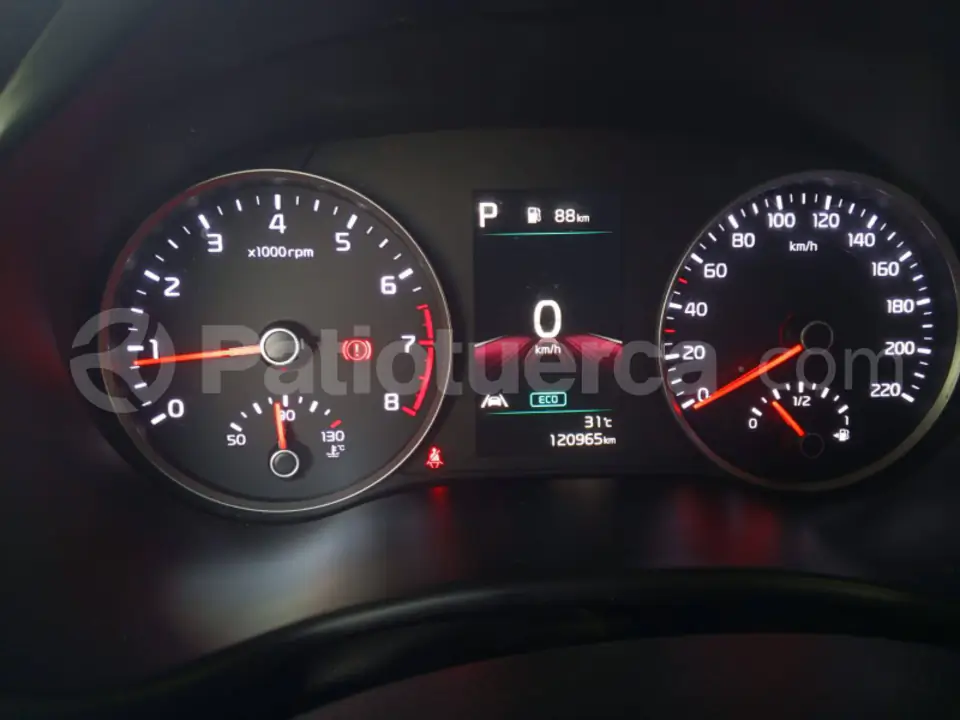 Foto 23 de Kia Stonic LX