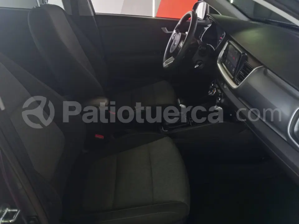 Foto 27 de Kia Stonic LX