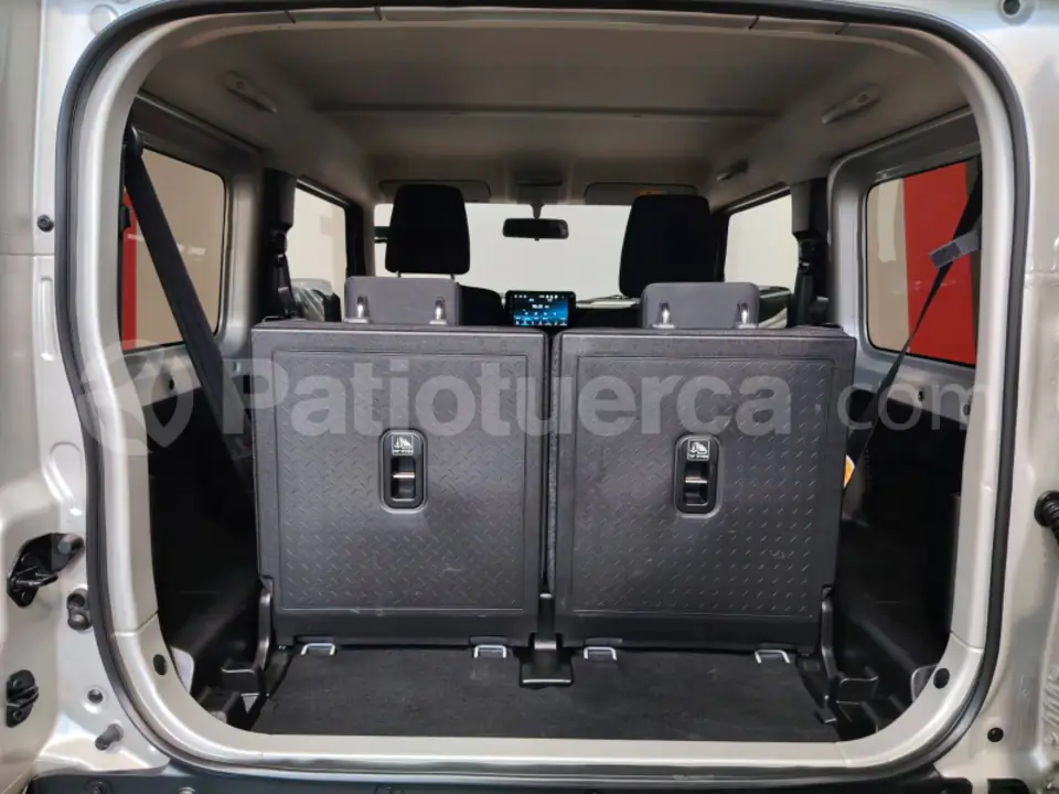 Foto 10 de Suzuki Jimny GL