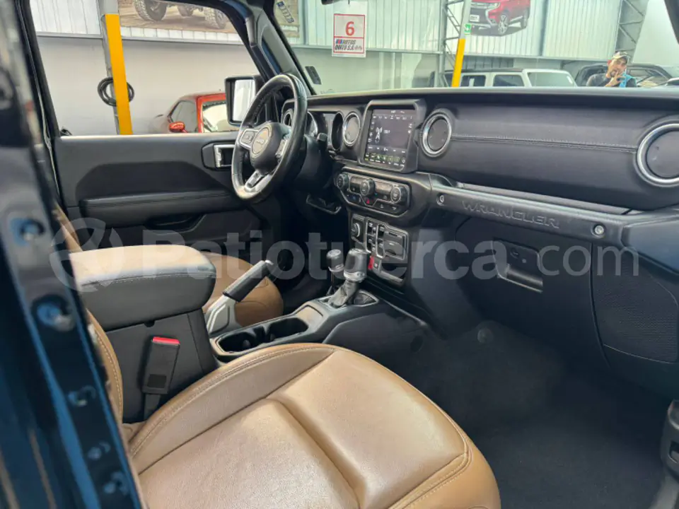 Foto 7 de Jeep Wrangler Unlimited Rubicon