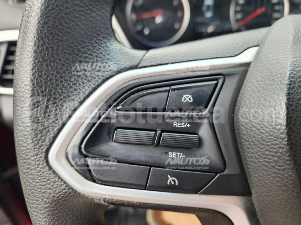 Foto 7 de Chevrolet Captiva LTZ Turbo