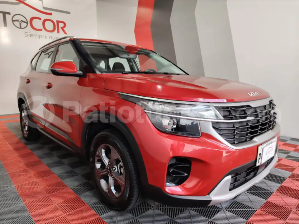 Foto 3 de Kia Seltos EX