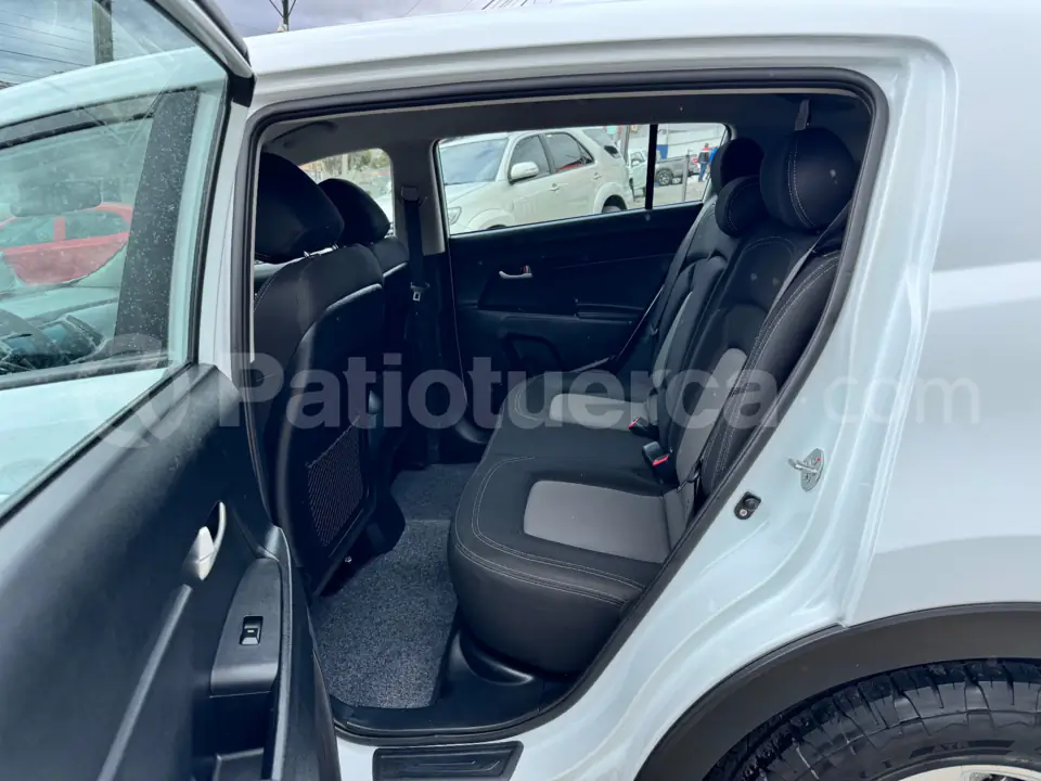 Foto 10 de Kia SPORTAGE GL