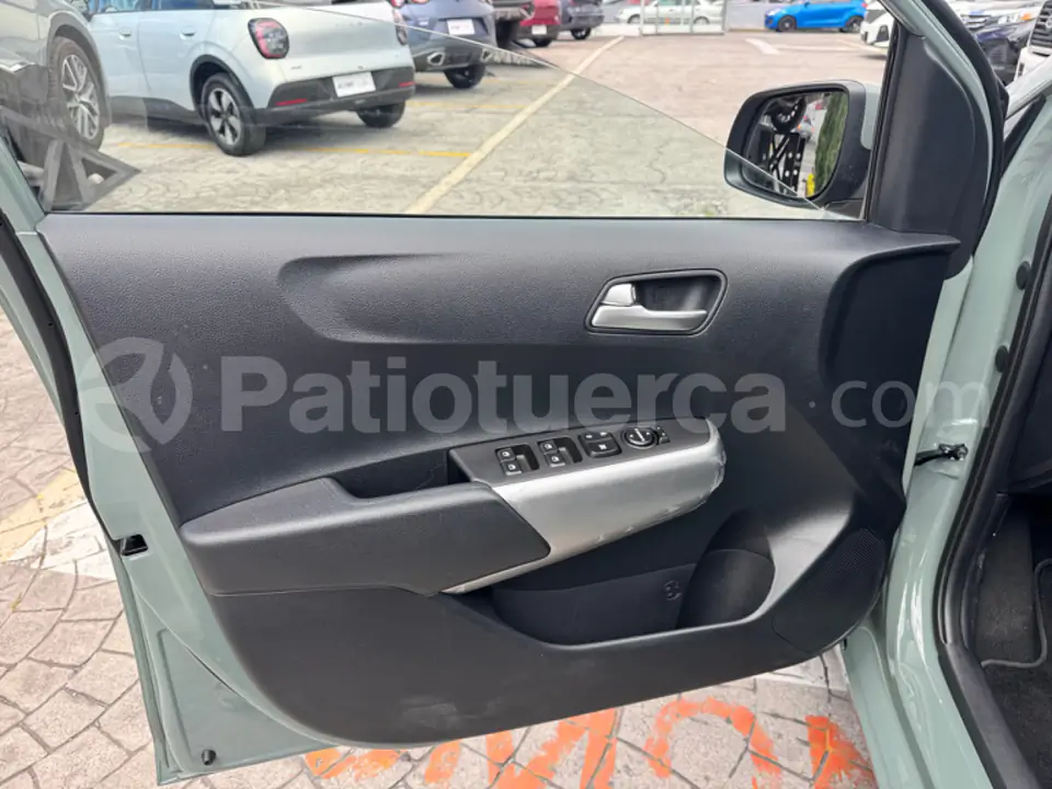 Foto 12 de Kia Picanto LX AC