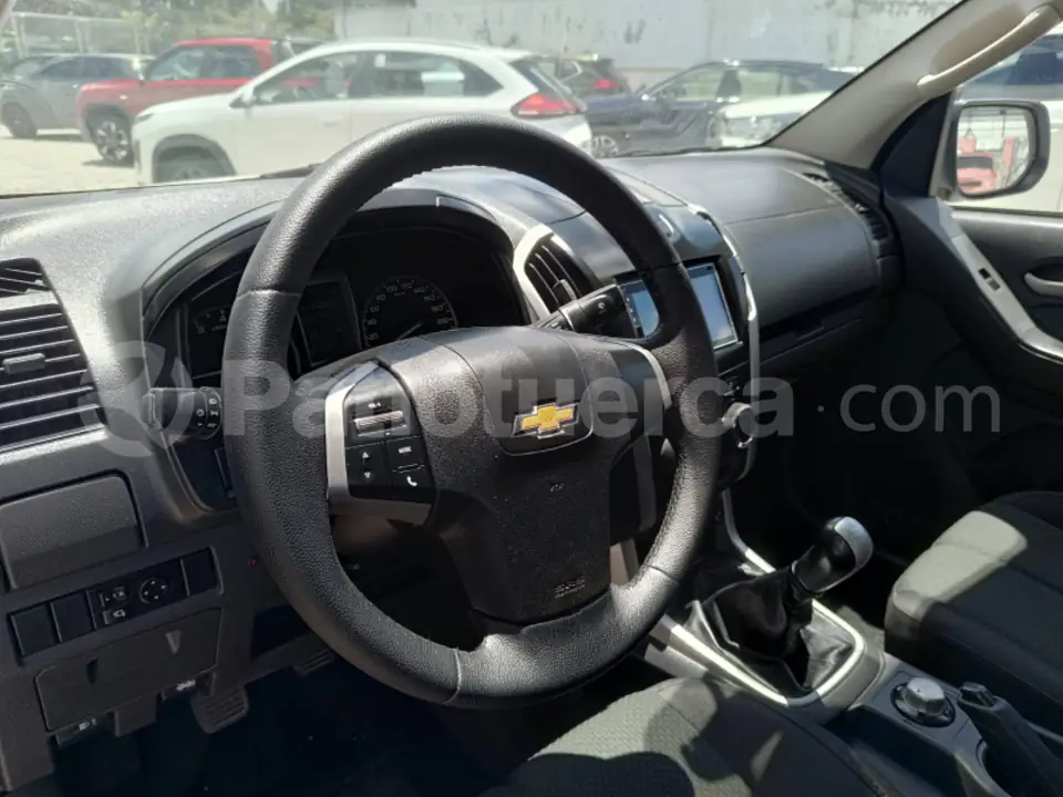 Foto 4 de Chevrolet D-MAX CRDI AC 3.0 CD 4X4 TM DIESEL