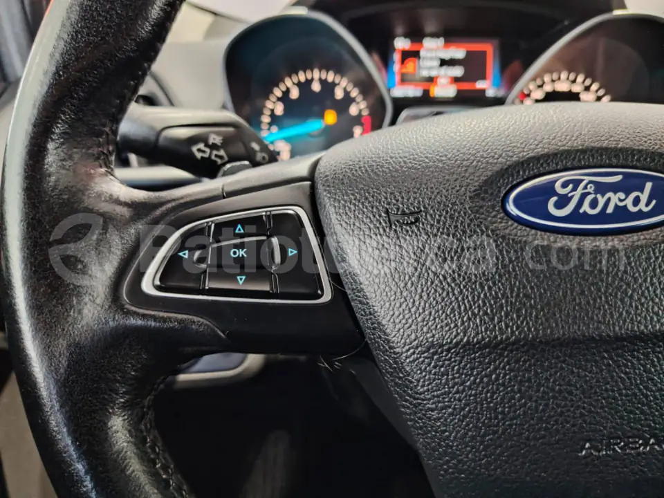 Foto 20 de Ford Escape S