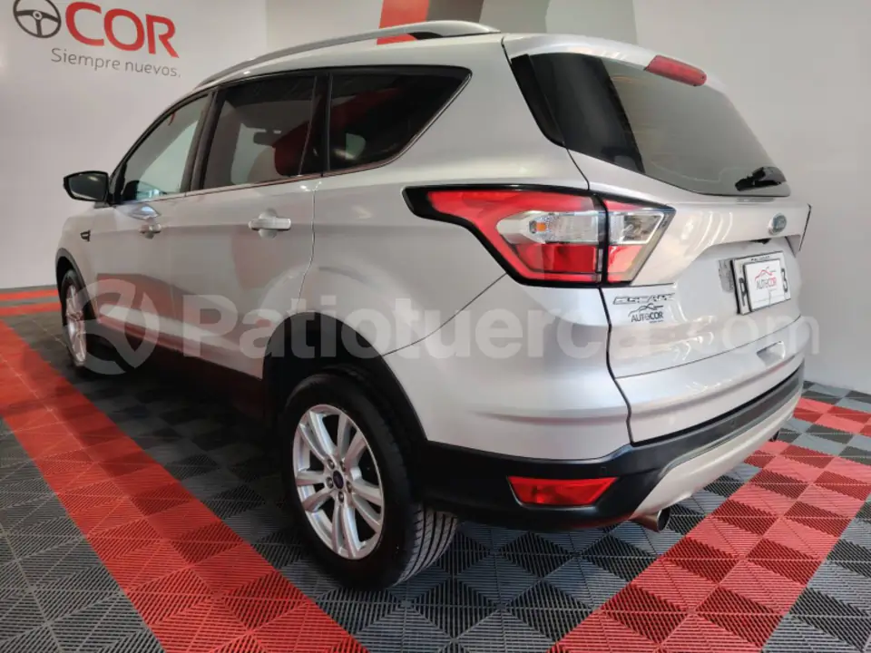 Foto 28 de Ford Escape S