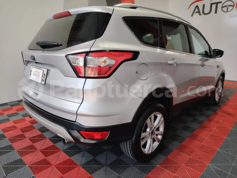 Foto 31 de Ford Escape S