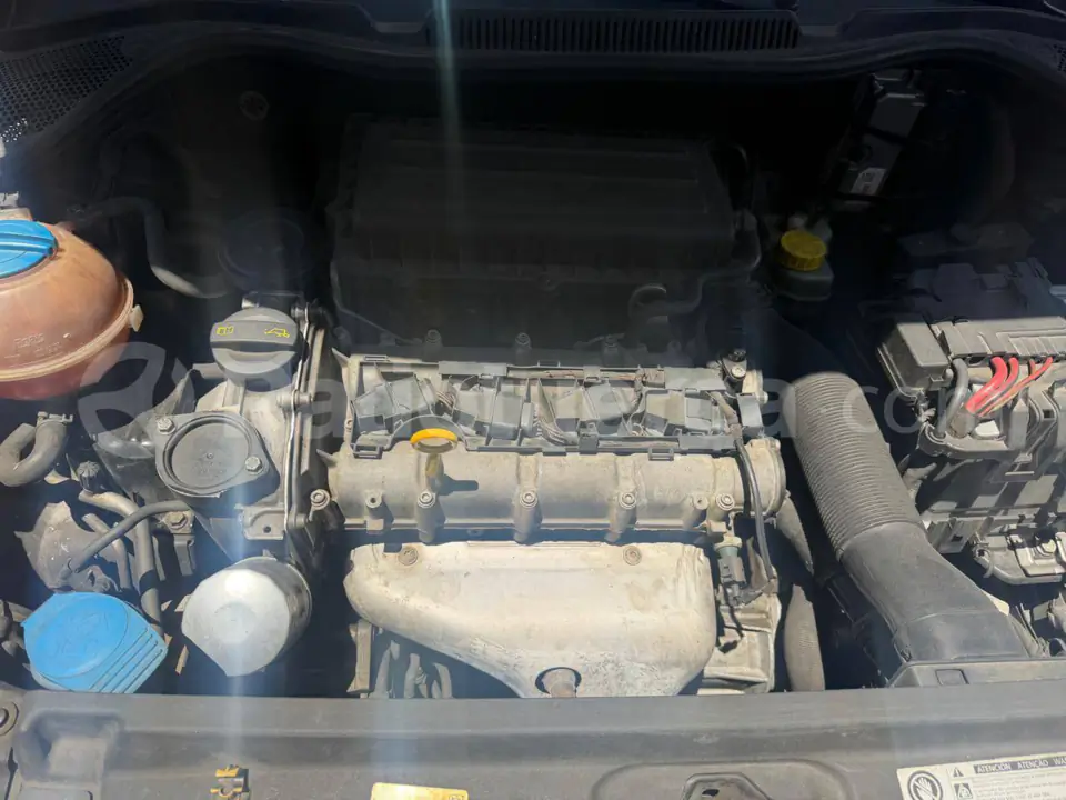 Foto 7 de Volkswagen POLO CONFORTLINE