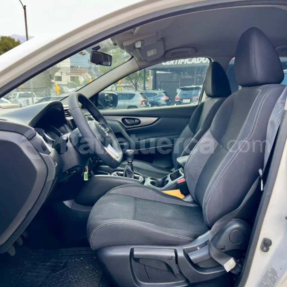 Foto 4 de Nissan Qashqai sense