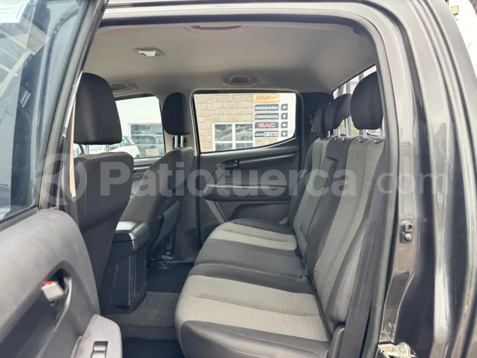 Foto 10 de Chevrolet D-MAX HI RIDE CRDI