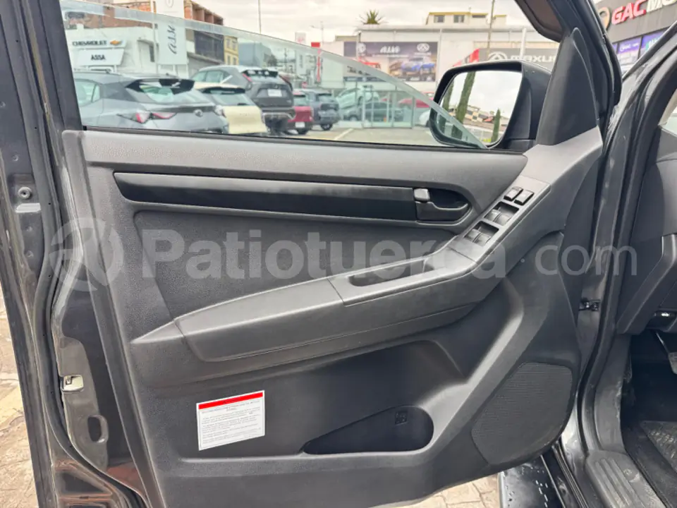 Foto 12 de Chevrolet D-MAX HI RIDE CRDI