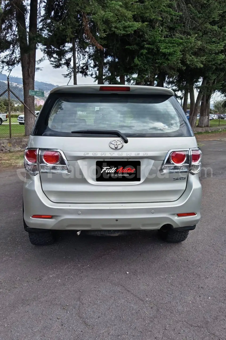 Foto 3 de Toyota Fortuner 2.7