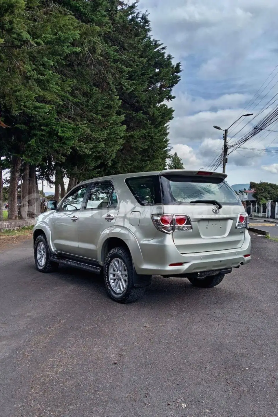 Foto 4 de Toyota Fortuner 2.7