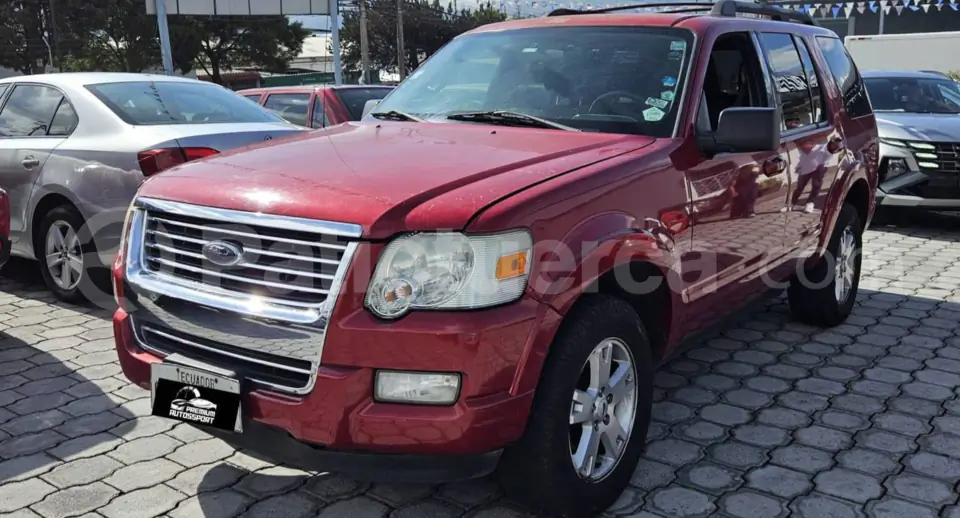 Foto 1 de Ford Explorer XLT