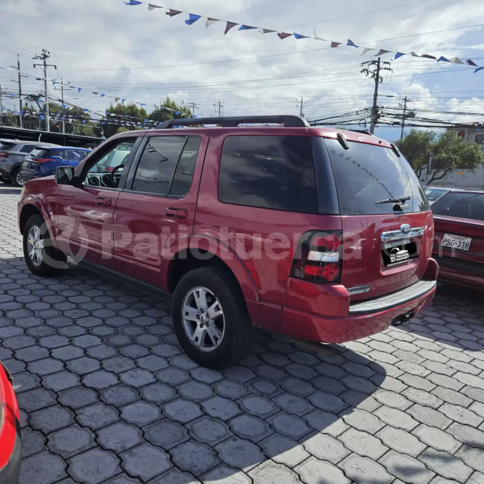 Foto 3 de Ford Explorer XLT