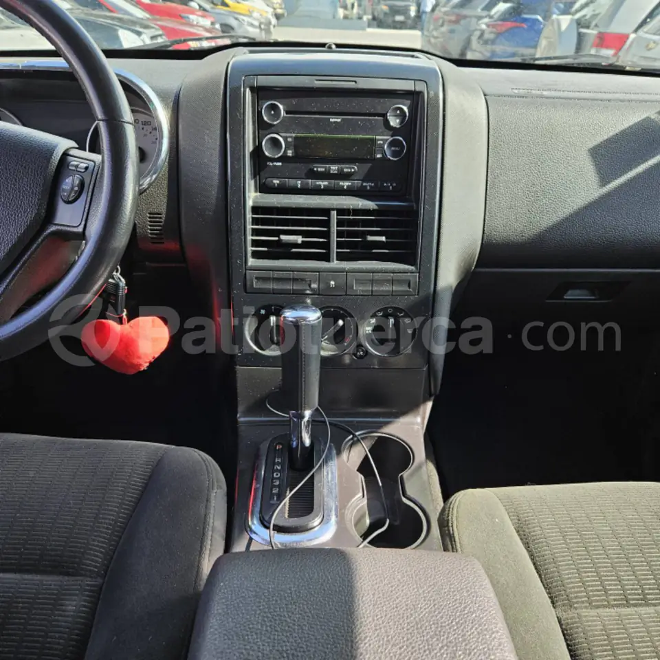 Foto 10 de Ford Explorer XLT