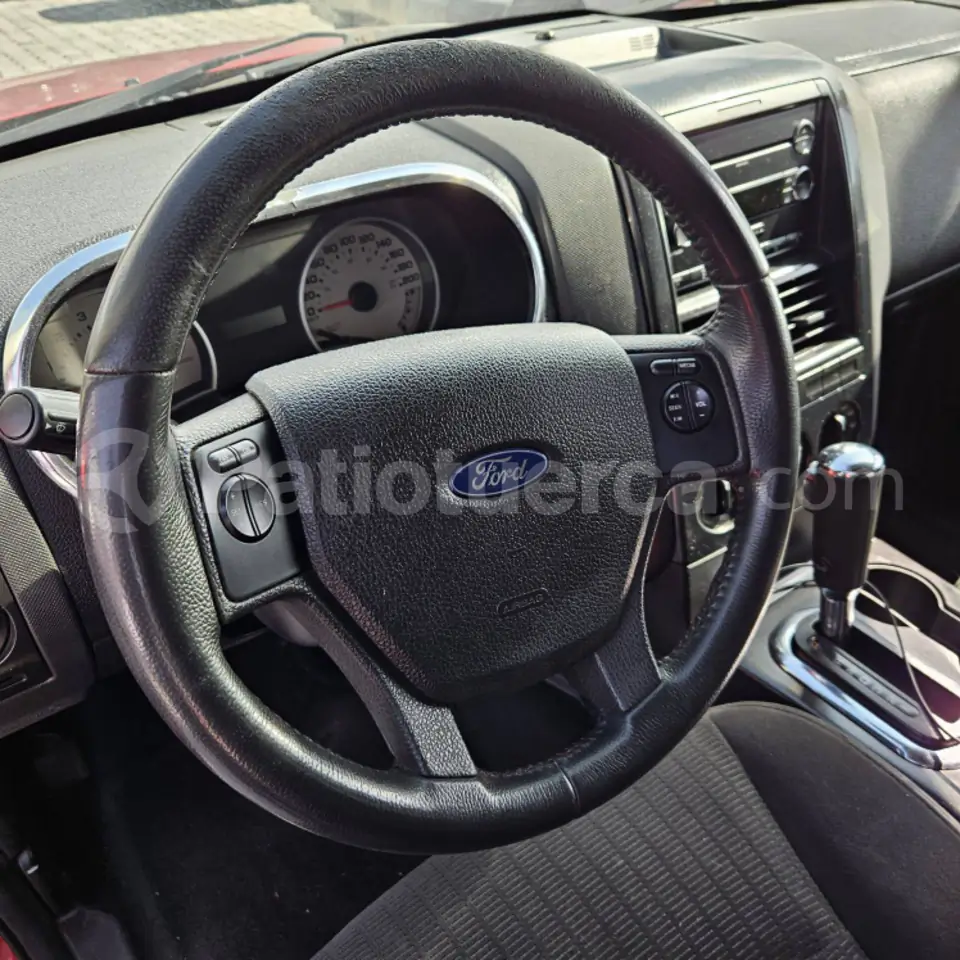 Foto 22 de Ford Explorer XLT