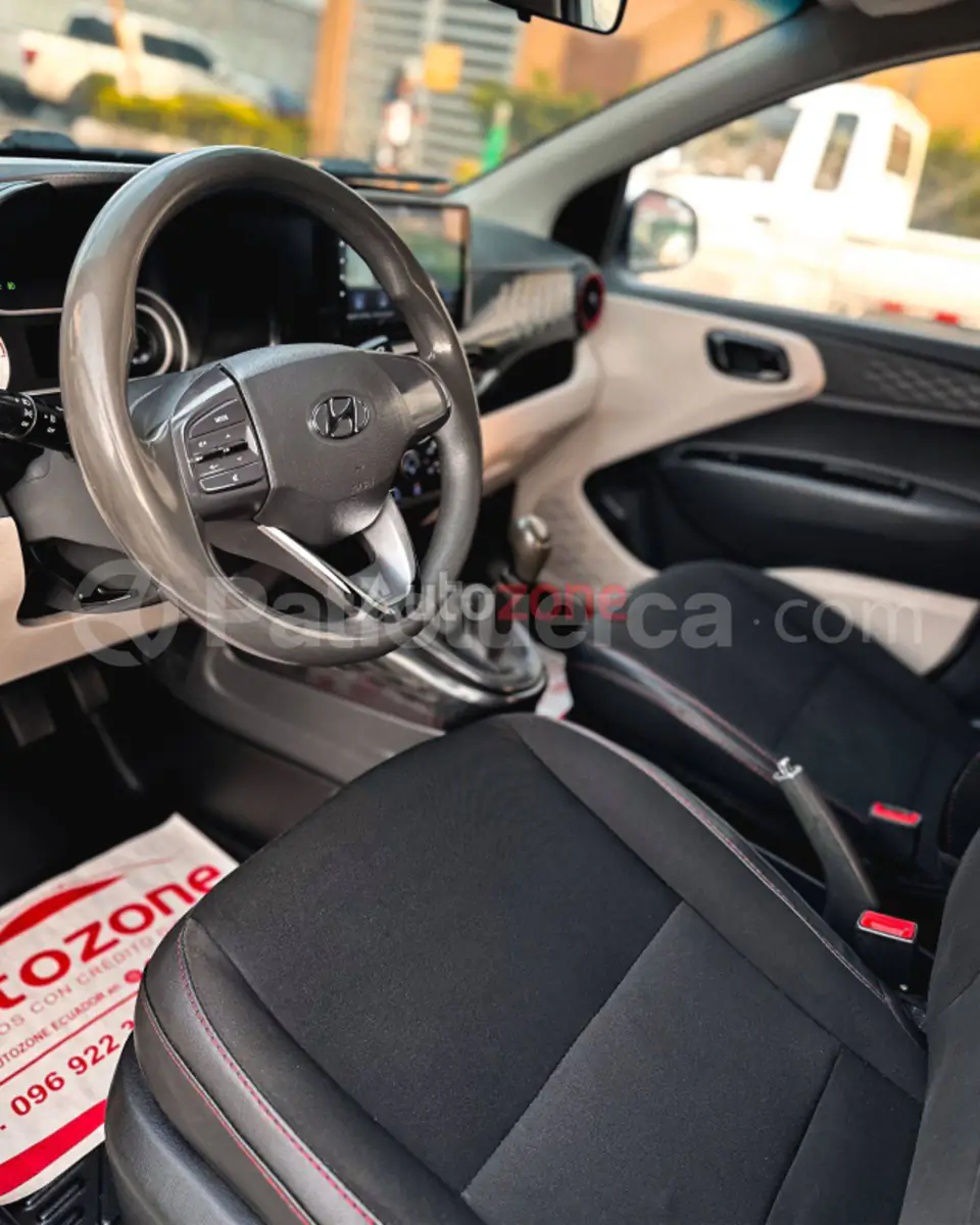 Foto 7 de Hyundai GRAND I10 GLS