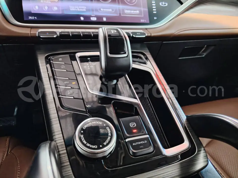 Foto 11 de Geely AZCARRA HYBRID