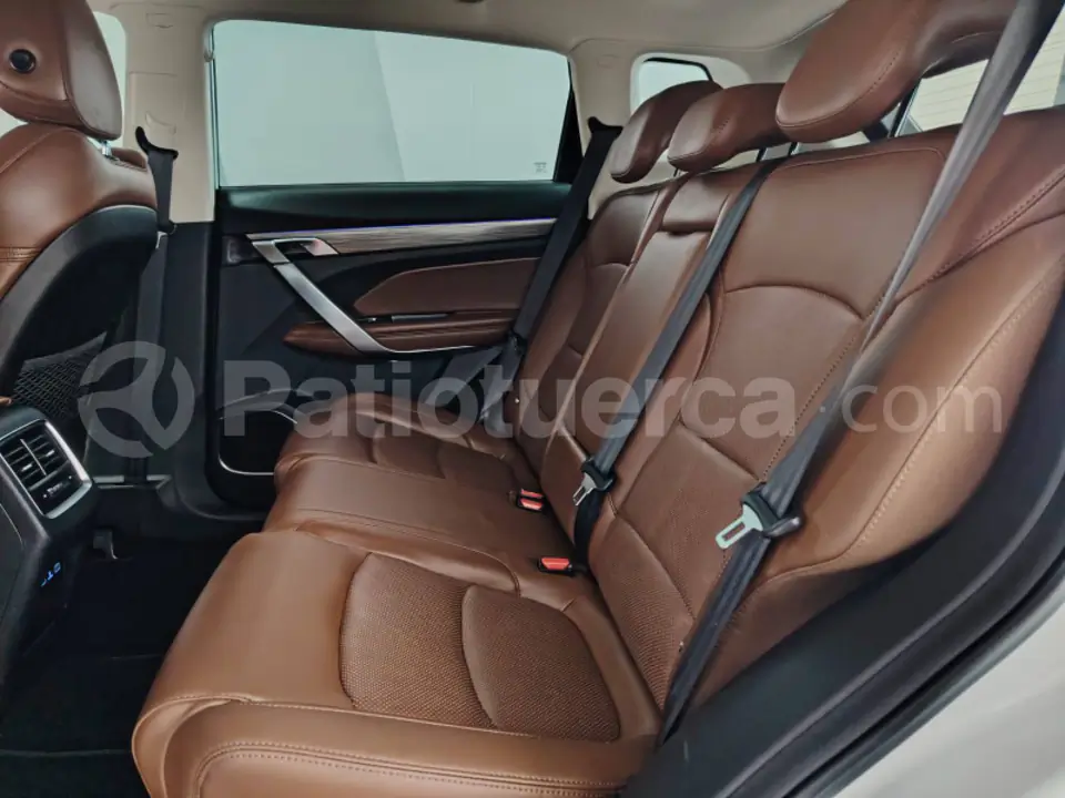 Foto 17 de Geely AZCARRA HYBRID