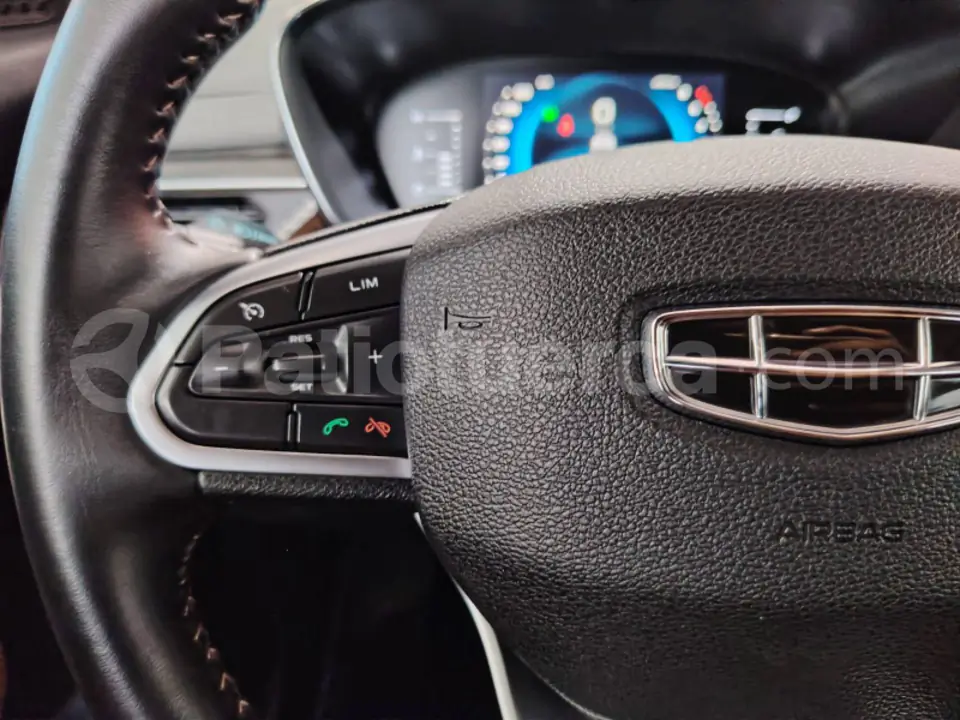 Foto 25 de Geely AZCARRA HYBRID