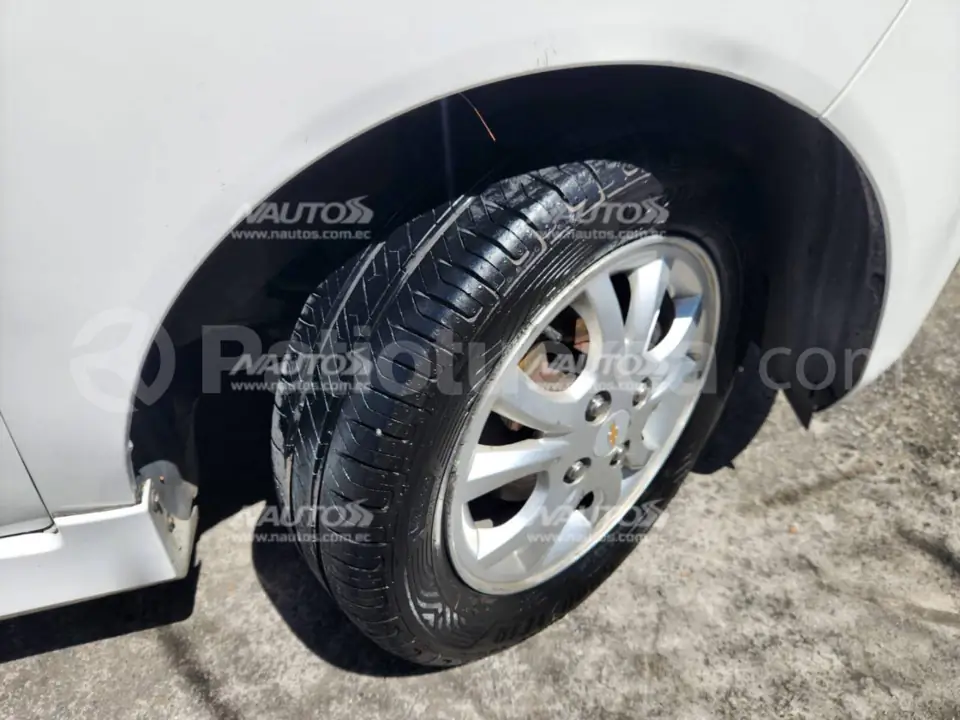 Foto 16 de Chevrolet Spark GT FULL