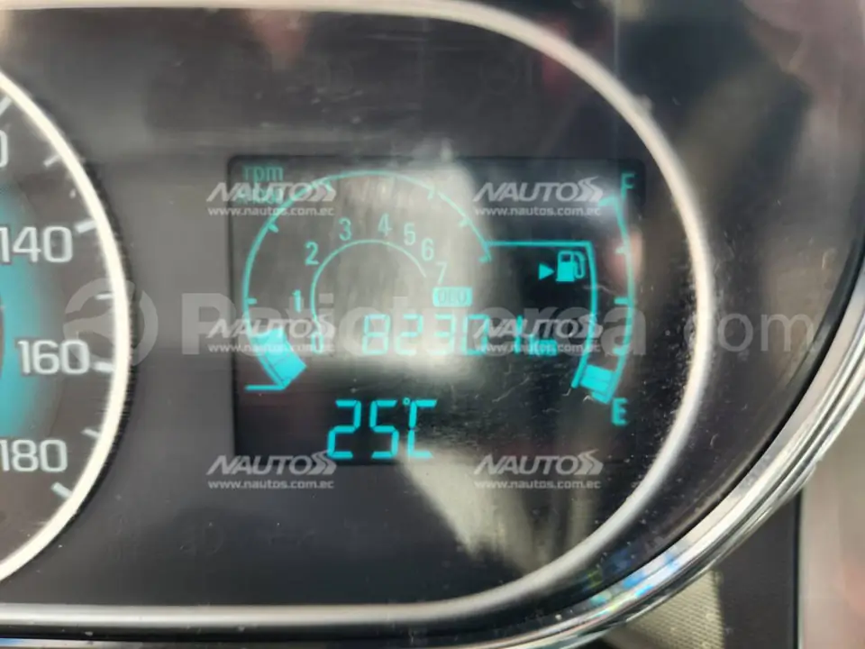 Foto 6 de Chevrolet Spark GT LTZ