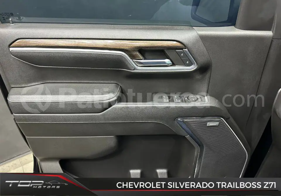 Foto 20 de Chevrolet Silverado Trailboss Z71 AC