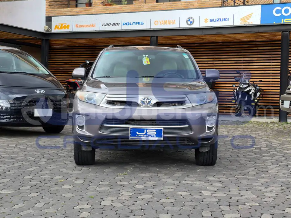 Foto 2 de Toyota Highlander Limited Hibrido