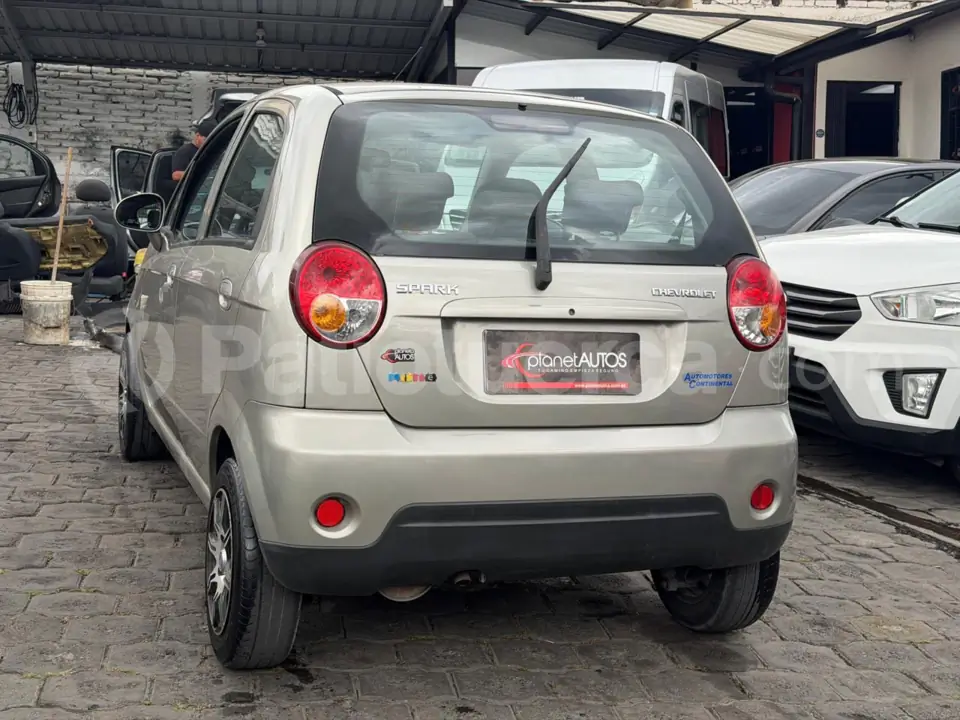 Foto 7 de Chevrolet Spark Life