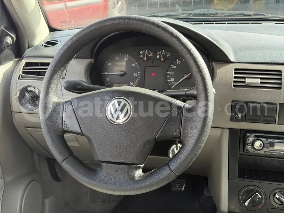 Foto 14 de Volkswagen Gol 1.8