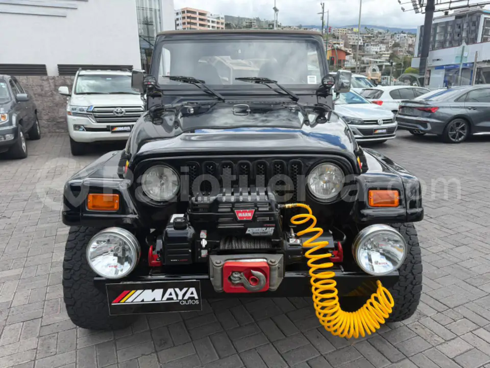 Foto 2 de Jeep Wrangler Sahara