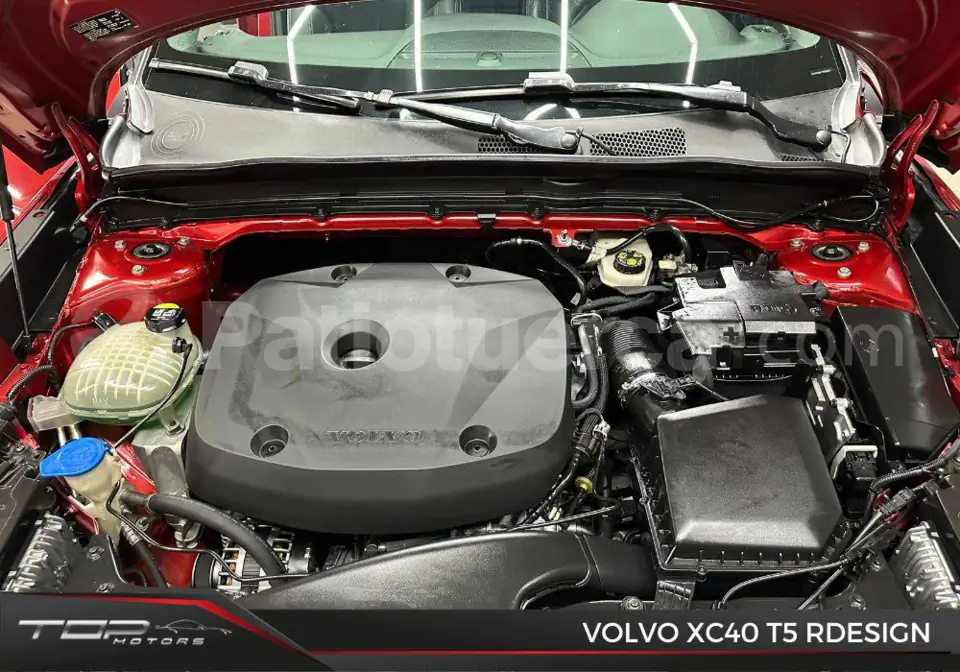 Foto 25 de Volvo XC40 R Design