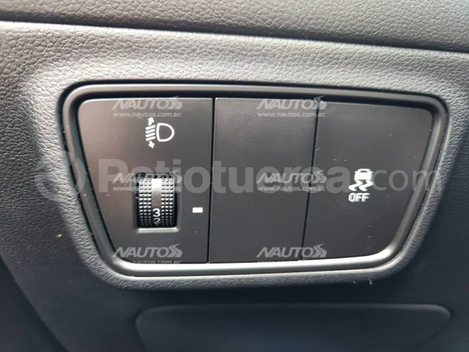 Foto 11 de Hyundai TUCSON NX4E GL