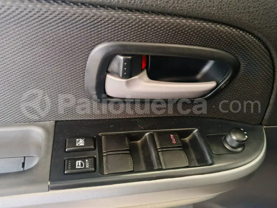 Foto 8 de Suzuki Grand Vitara SZ 2.4